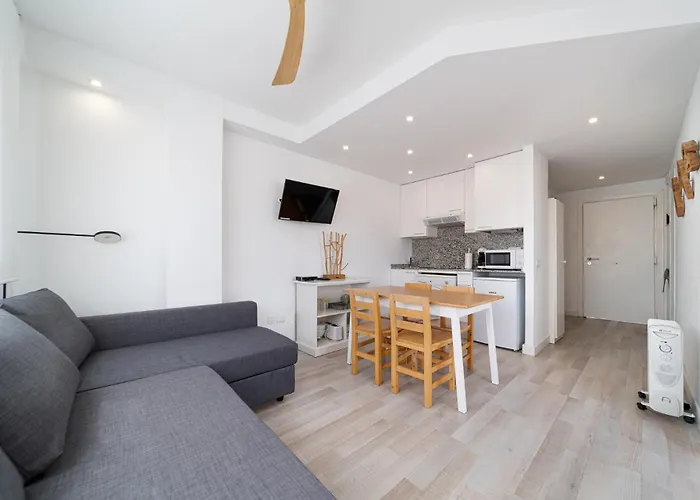 Vista Roses Mar - Apartamento Con Piscina