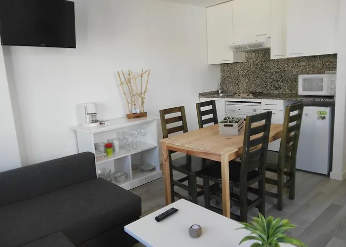 Vista Roses Mar - Apartamento Con Piscina